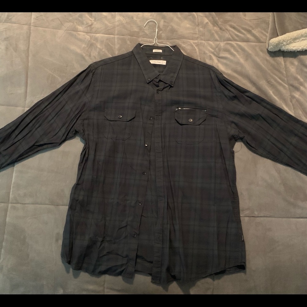 Calvin Klein plaid bottom up. Size Xl